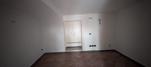 3 rooms Apartment in Crotone, Italy No. 110053 26