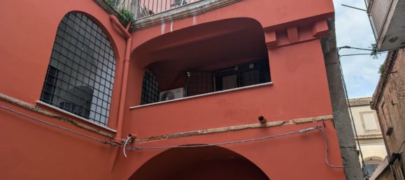3 rooms Apartment in Crotone, Italy No. 110053 4