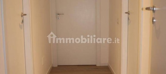 2 bedrooms Apartment in Rome, Italy No. 44738 18