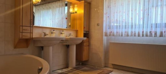 Casa de 4 dormitorios en Saarpfalz, Germany No. 81395 16