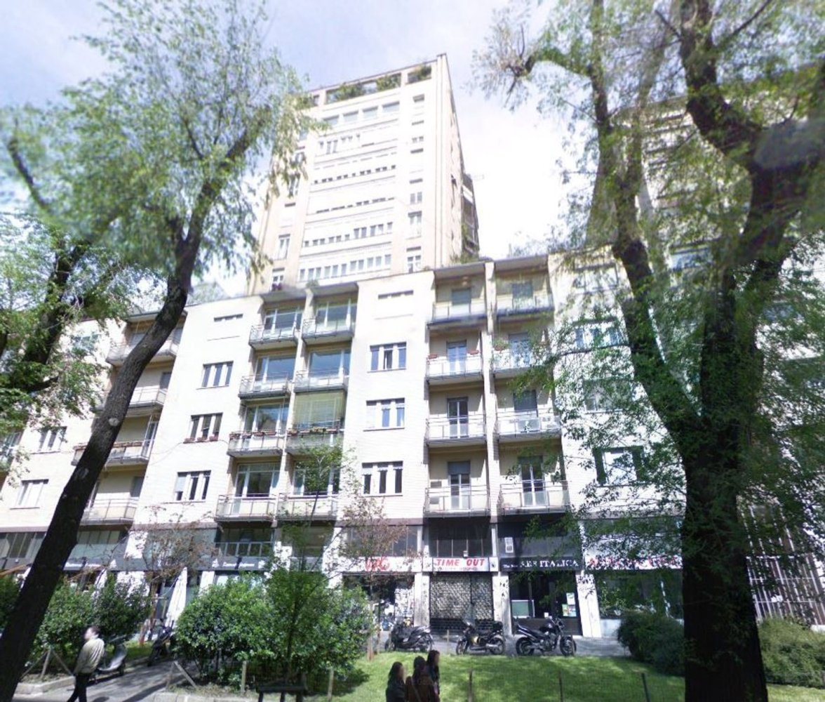 Garage in Milan, Italy 11m², Nr. 359055