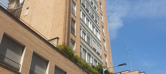 Garage in Milan, Italy 11m², Nr. 359055 4