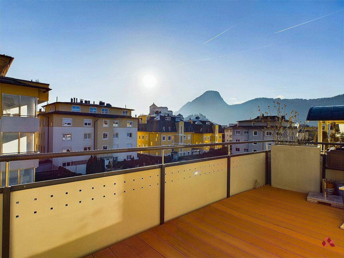 Apartamento de 3 dormitorios en Kufstein, Austria No. 211713