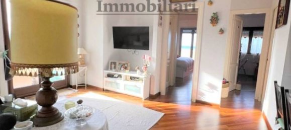 Apartamento de 2 dormitorios en Ficarazzi, Italy No. 61214 2