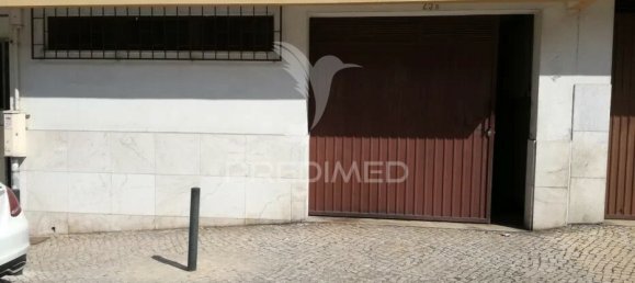  مرآب في Almada, Portugal 135متر مربع رقم 78359 3