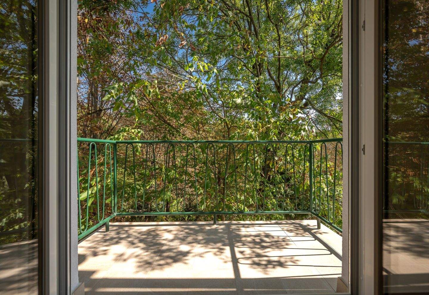 Estudio en Penzing, Austria No. 39392