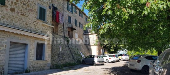 3 Schlafzimmer Villa in Perugia, Italy, Nr. 301082 4