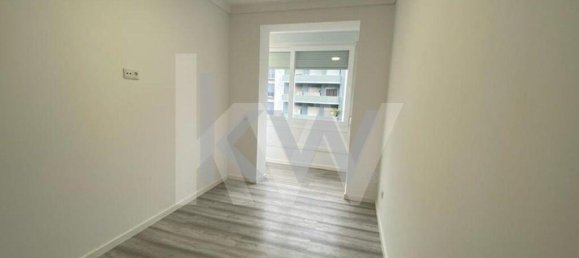 1 bedroom Apartment in Rio de Mouro, Portugal No. 153945 14