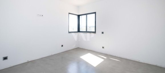 7 bedrooms House in Quarteira, Portugal No. 31917 24