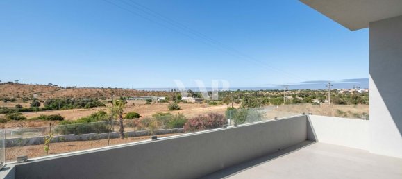 7 bedrooms House in Quarteira, Portugal No. 31917 28