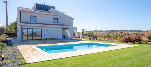7 bedrooms House in Quarteira, Portugal No. 31917 38