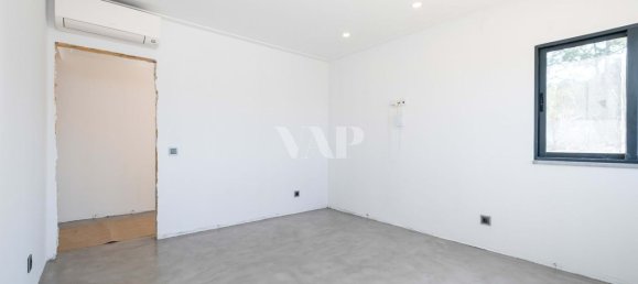 7 bedrooms House in Quarteira, Portugal No. 31917 12