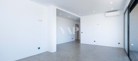 7 bedrooms House in Quarteira, Portugal No. 31917 14