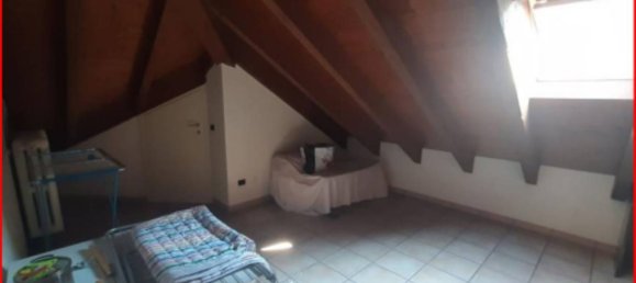 3 Schlafzimmer Villa in Vigevano, Italy, Nr. 308365 4