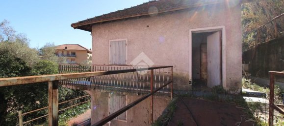 3 rooms House in Chiavari, Italy No. 38451 17