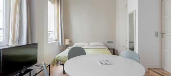 Estudio en Paris, France No. 151023 3