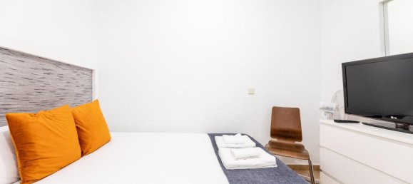 4 bedrooms Apartment in Madrid, Spain No. 94519 19