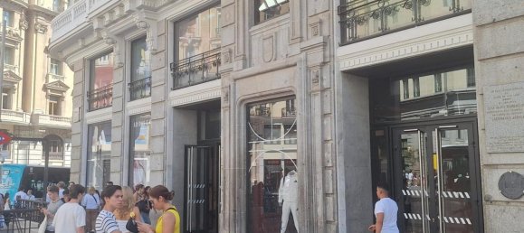 4 bedrooms Apartment in Madrid, Spain No. 94519 47