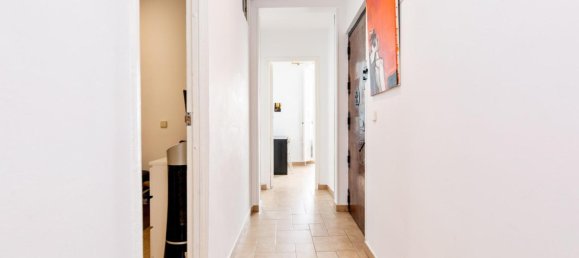 4 bedrooms Apartment in Madrid, Spain No. 94519 17