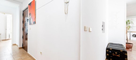 4 bedrooms Apartment in Madrid, Spain No. 94519 13