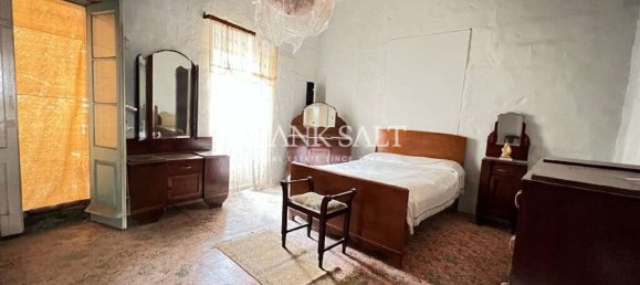 2 Schlafzimmer Stadthaus in Qormi, Malta, Nr. 2419 9