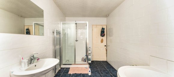  House in Grimsby, United Kingdom No. 1890 12