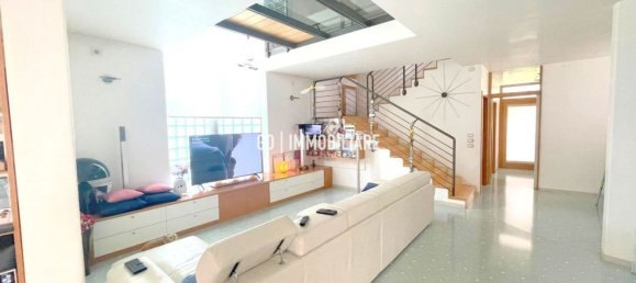 6 bedrooms Villa in Montebelluna, Italy No. 357309 2