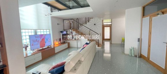 6 bedrooms Villa in Montebelluna, Italy No. 357309 4