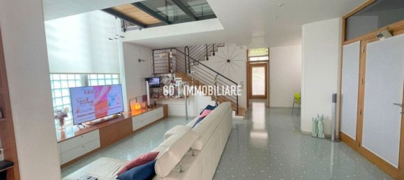 6 bedrooms Villa in Montebelluna, Italy No. 357309 7