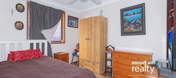 5 bedrooms House in Vincentia, Australia No. 931 5