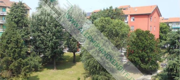 2 Schlafzimmer Wohnung in Milan, Italy, Nr. 373115 7