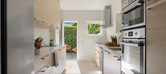 4 bedrooms Villa in Cascais, Portugal No. 132474 37