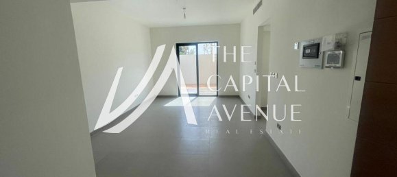 2 bedrooms Townhouse in Yas Island, UAE No. 112591 2