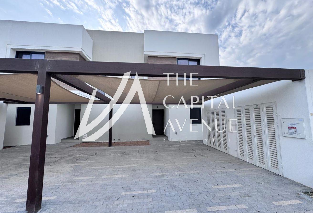 2 bedrooms Townhouse in Yas Island, UAE No. 112591
