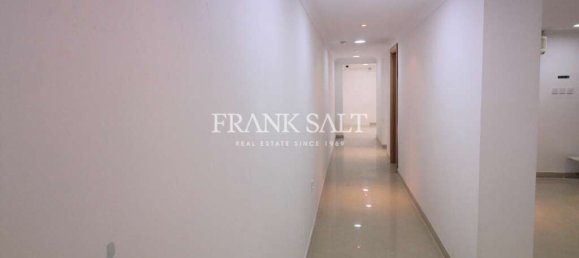 Oficina en Sliema, Malta 200 m² No. 12208 5