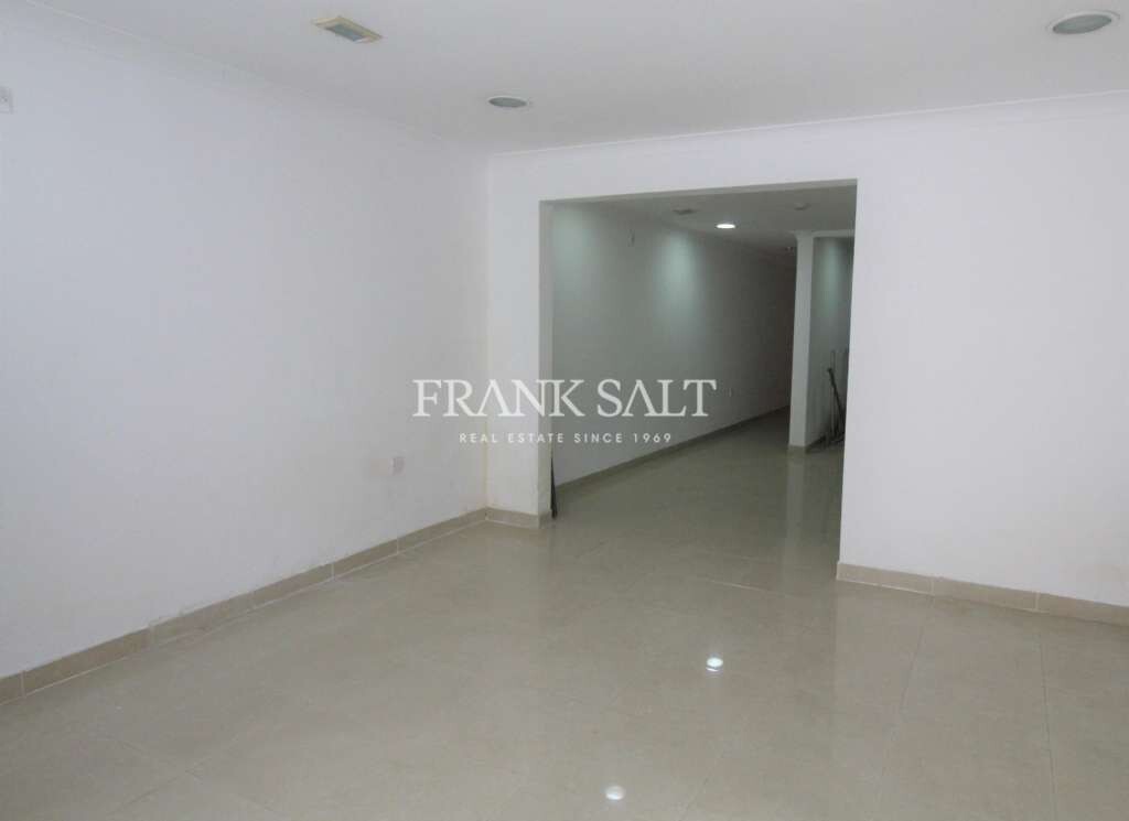 Oficina en Sliema, Malta 200 m² No. 12208