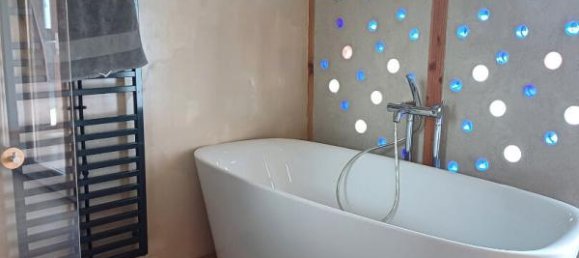 2 bedrooms House in Compiegne, France No. 209707 4