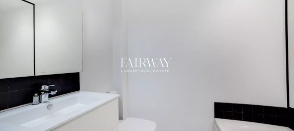 2 bedrooms Apartment in Paris, France No. 105806 11