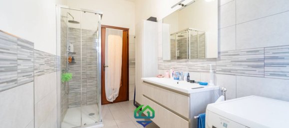 Apartamento T3 em Cuneo, Italy N.º 146075 16