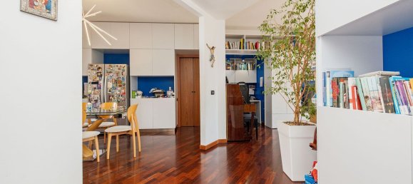 4غرفة شقة في Milan, Italy رقم 336914 5