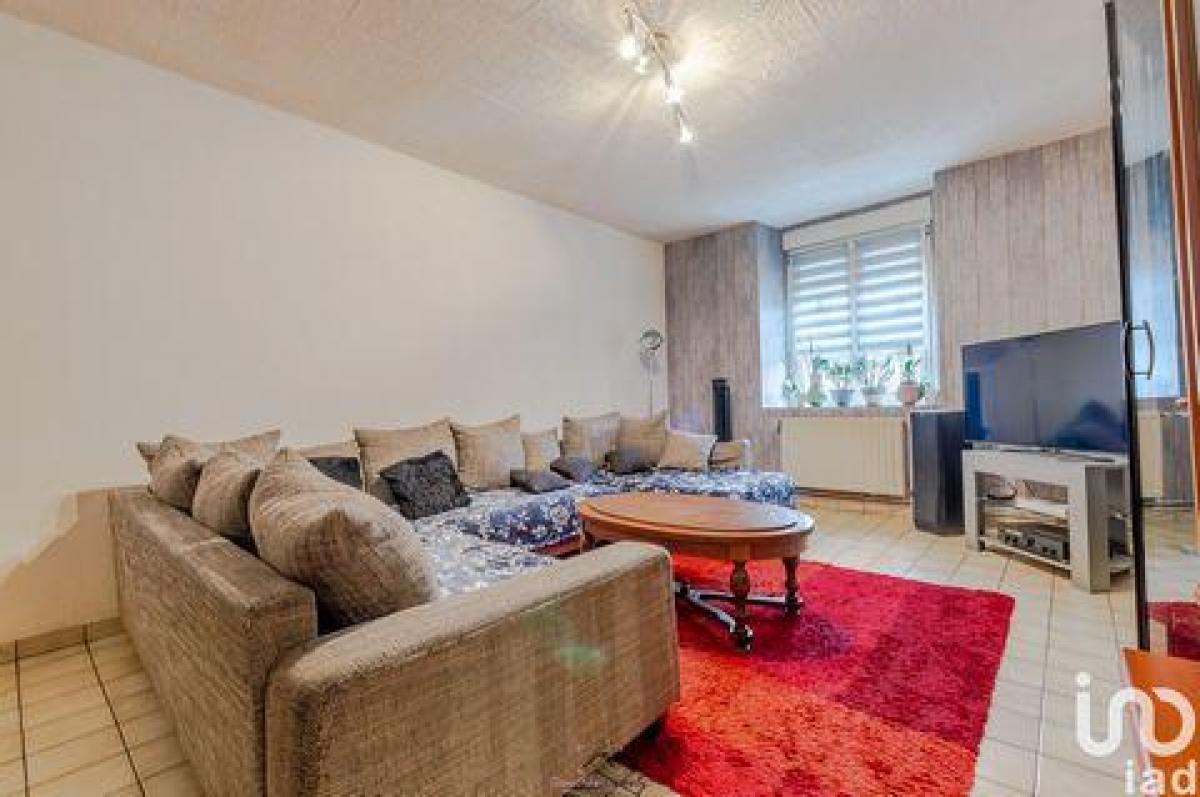 3 bedrooms Condo in Hayange, France No. 14856