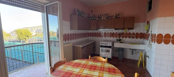 1 bedroom Apartment in Sant'Agnello, Italy No. 357525 5