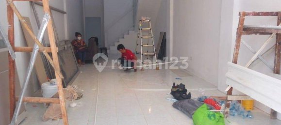 200m² House in Kalideres, Indonesia No. 1419 4