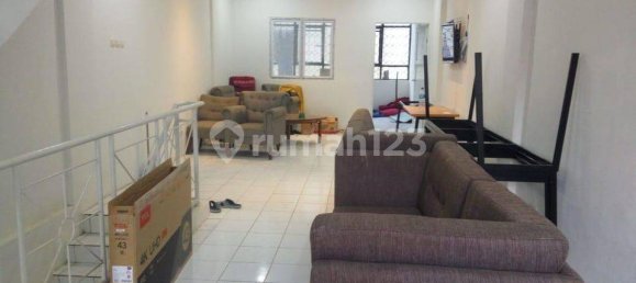 200m² House in Kalideres, Indonesia No. 1419 3