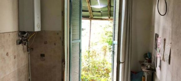 Casa de 3 habitaciónes en Fino Mornasco, Italy No. 6842 6