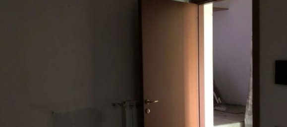 Casa de 3 habitaciónes en Fino Mornasco, Italy No. 6842 23