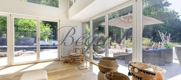 5 bedrooms Villa in Jouy-en-Josas, France No. 292060 19