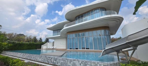 4 bedrooms Villa for sale in Pattaya, Chonburi, Eastern Thailand, Thailand № 144656 21