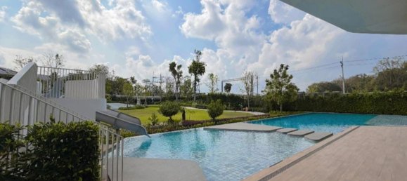 4 bedrooms Villa for sale in Pattaya, Chonburi, Eastern Thailand, Thailand № 144656 2