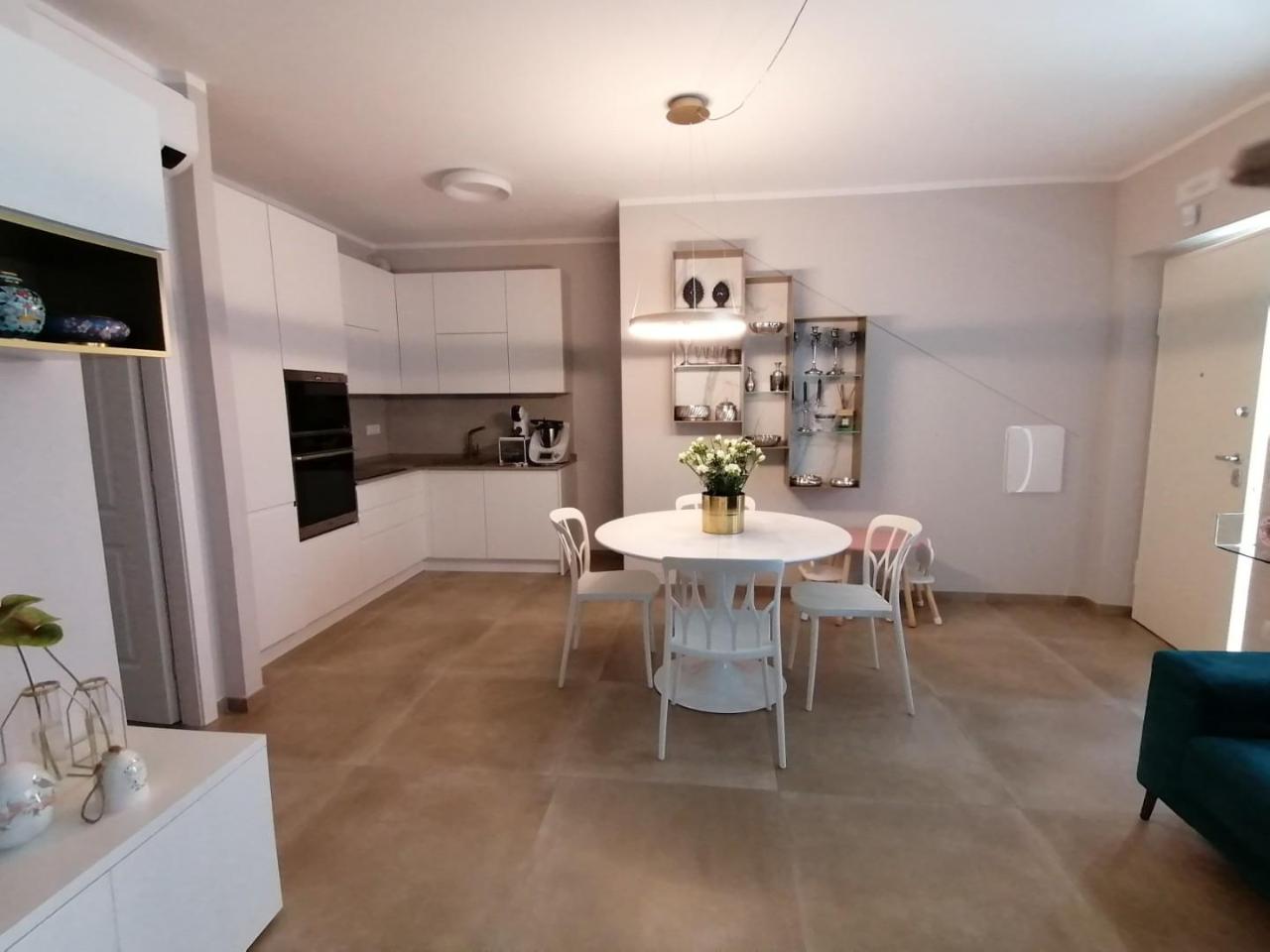 3 rooms Apartment in Carrara, Italy No. 79019